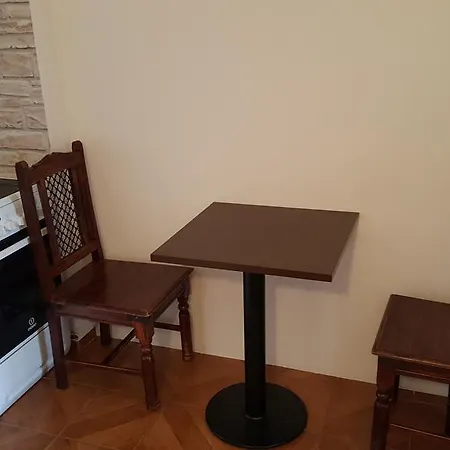 Ubytovani V Soukromi Otoli S.r.o. Apartment *